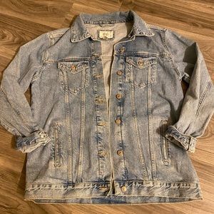 Forever 21 Oversized Denim Jacket (Light Wash)